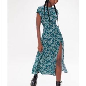 UO Midi Cap Sleeve Dress